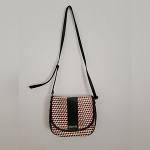 Kenneth Cole Reaction Black Red White Geometric Crossbody Bag